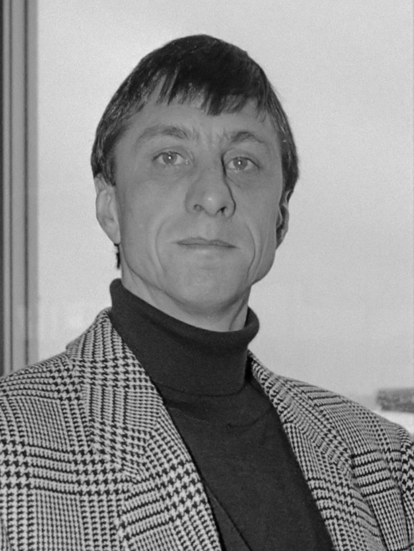 Johan Cruyff năm 1988 trước giai đoạn làm huấn luyện viên Barcelona