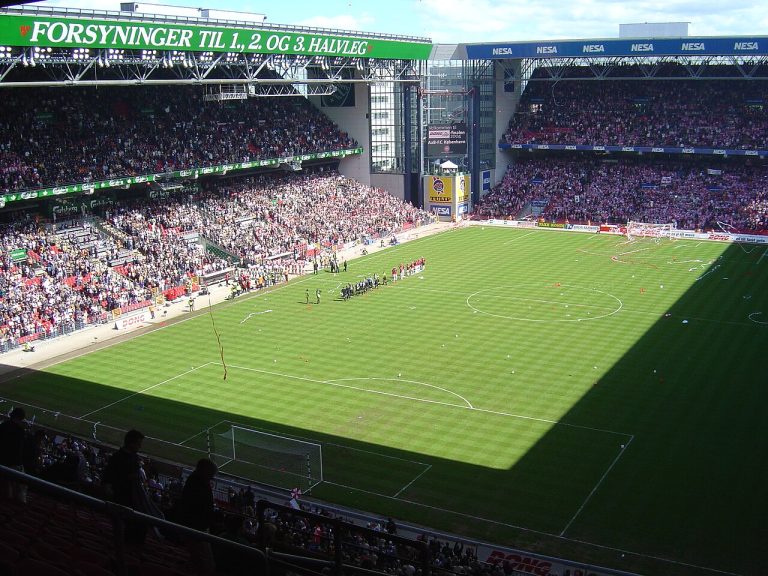 Toàn cảnh Parken Stadium, sân đấu gắn với FC Copenhagen