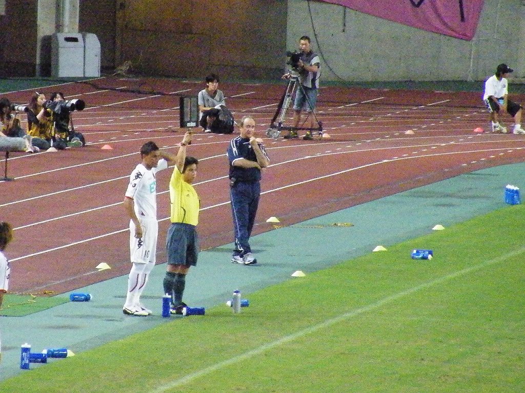 Không khí thi đấu tại J2 League