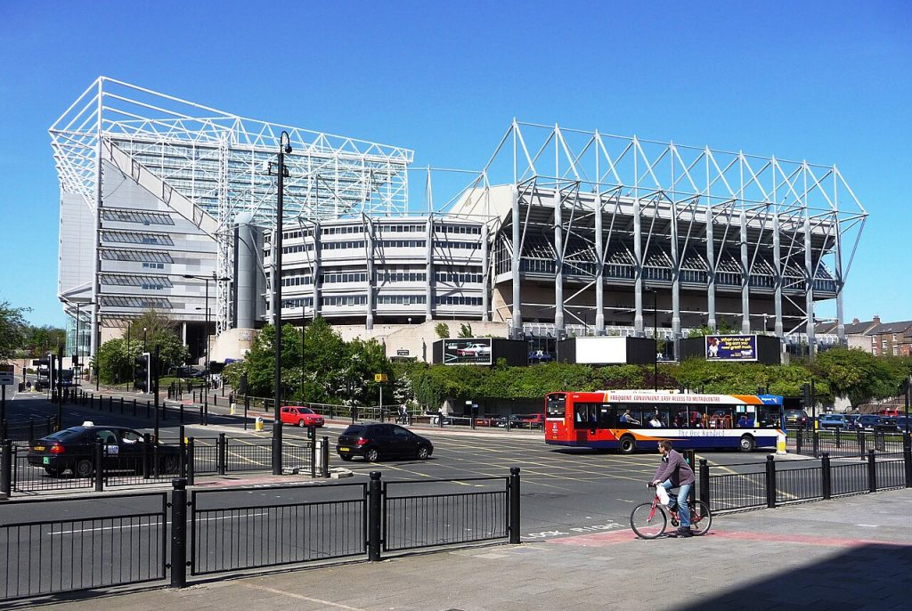 Toàn cảnh St James' Park sân nhà Newcastle United