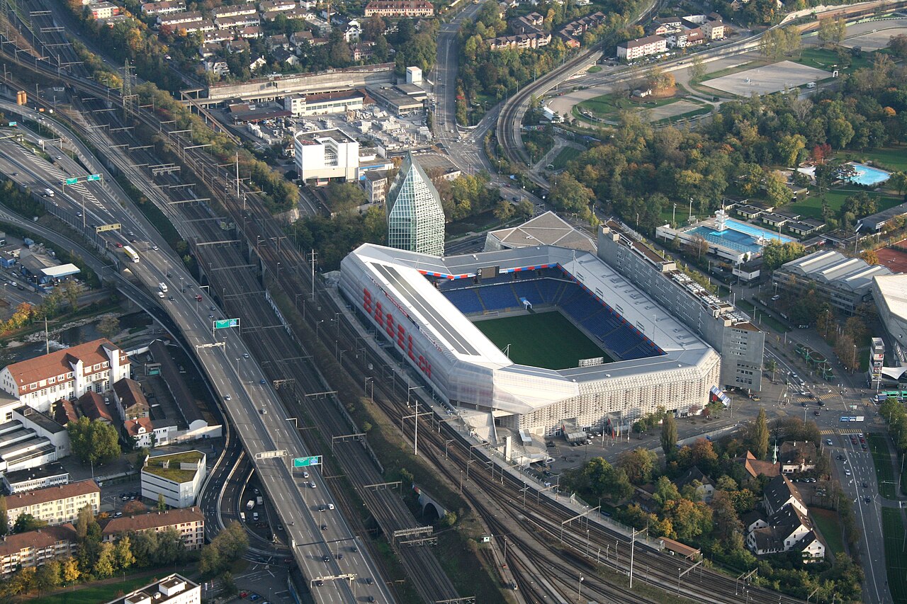 Toàn cảnh St. Jakob-Park của FC Basel