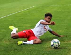 Không khí thi đấu tại UEFA Youth League 2026/27