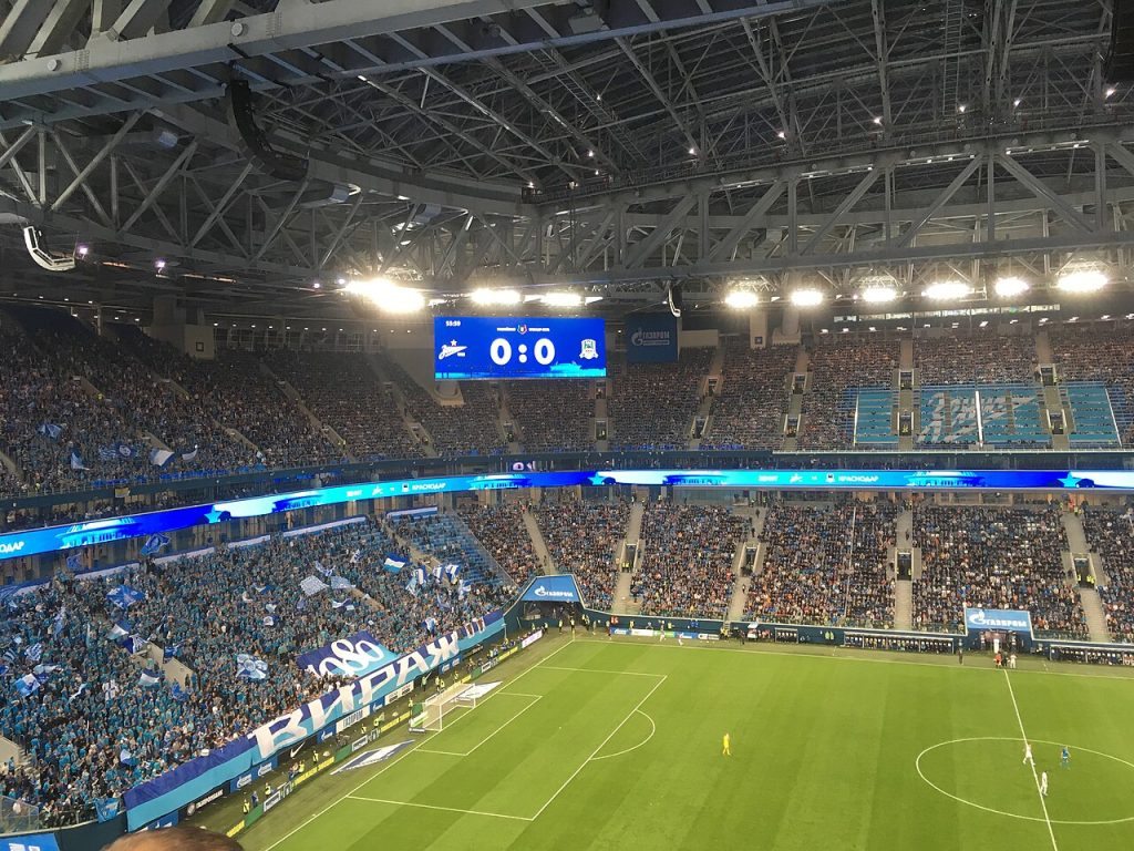 Khán đài cổ động viên Zenit St. Petersburg trong trận gặp Krasnodar