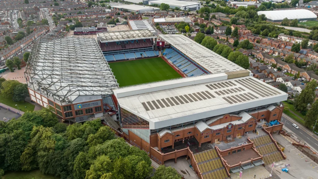 Toàn cảnh Villa Park, sân nhà của Aston Villa