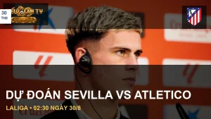 Cầu thủ Sevilla FC và huy hiệu Atlético Madrid trước trận LaLiga